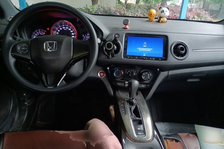 Used Honda XR-V 2017 1.8L EXi CVT Comfort Version Center Console