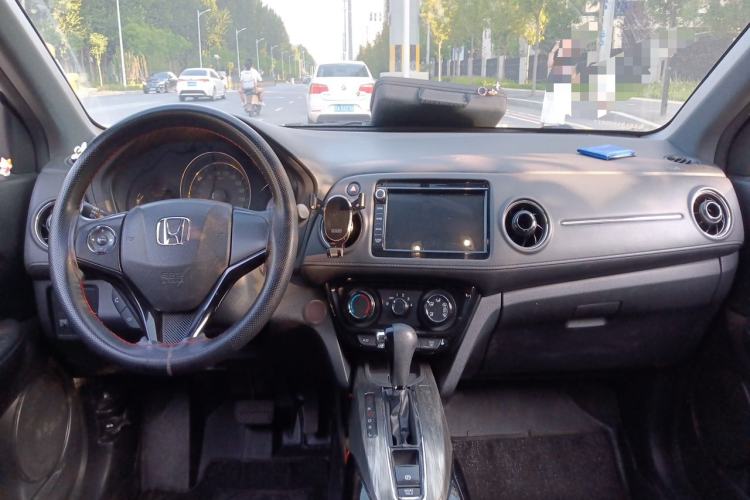 Used Honda XR-V 2017 1.8L EXi CVT Comfort Version Center Console
