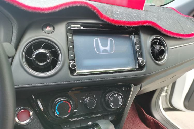 Used Honda XR-V 2017 1.8L EXi CVT Comfort Version Center Console