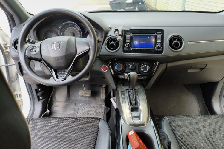Used Honda XR-V 2017 1.8L EXi CVT Comfort Version Center Console