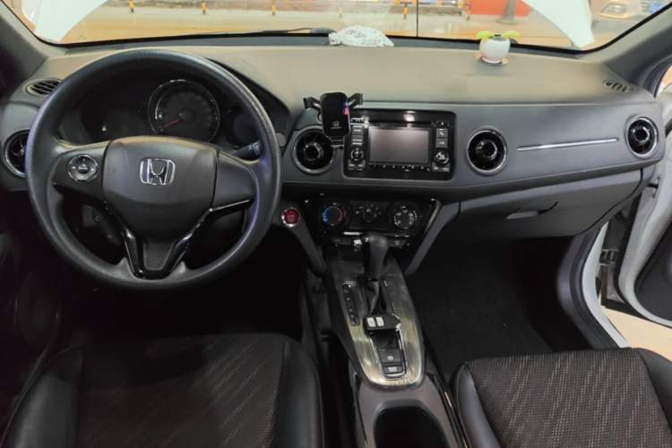 Used Honda XR-V 2017 1.8L EXi CVT Comfort Version Center Console