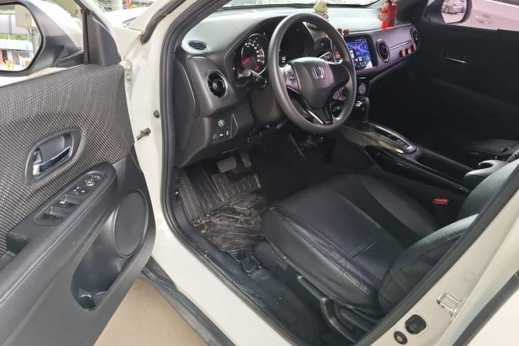 Used Honda XR-V 2017 1.5L LXi CVT Classic Edition Driver Seat