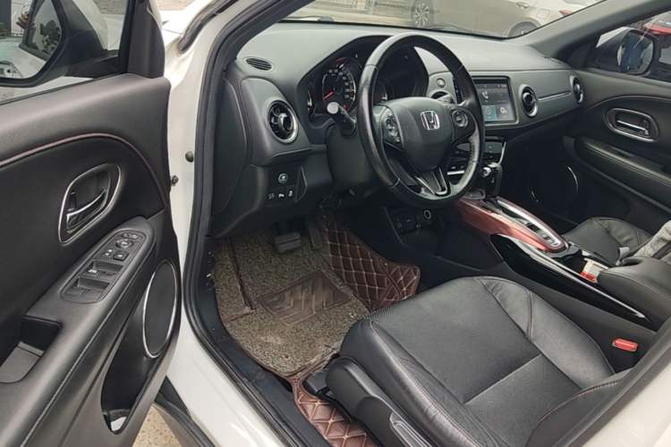Used Honda XR-V 2017 1.8L VTi CVT Luxury Edition Driver Seat