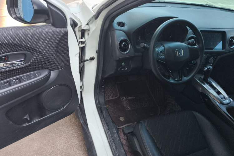 Used Honda XR-V 2017 1.5L LXi CVT Classic Edition Driver Seat