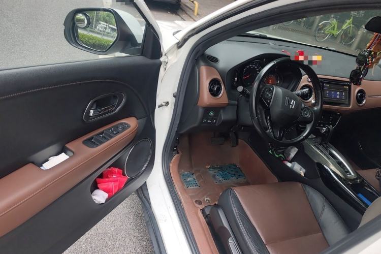 Used Honda XR-V 2017 1.8L VTi CVT Luxury Edition Driver Seat