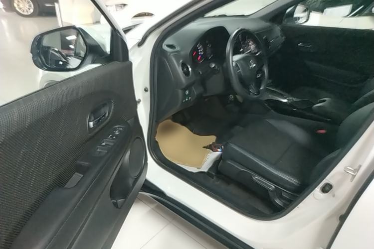 Used Honda XR-V 2017 1.5L LXi CVT Classic Edition Driver Seat