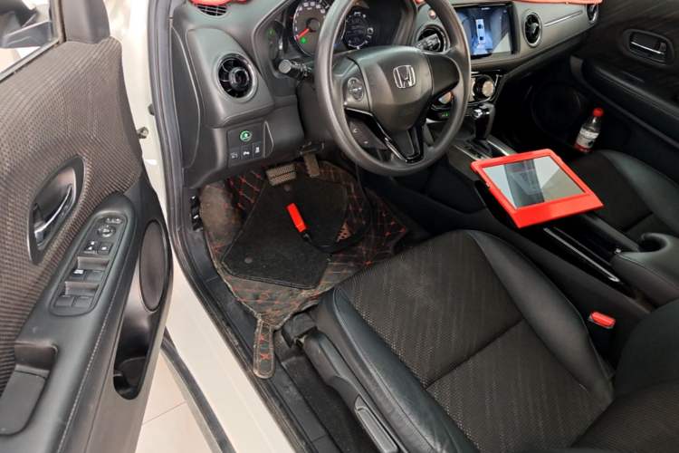 Used Honda XR-V 2017 1.5L LXi CVT Classic Edition Driver Seat