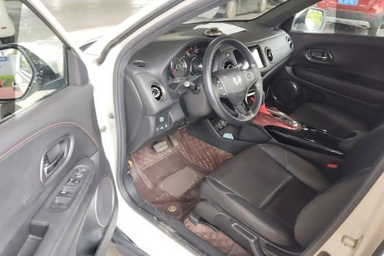 Used Honda XR-V 2017 1.8L VTi CVT Luxury Edition Driver Seat