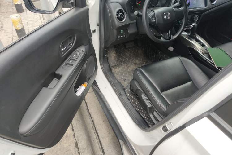 Used Honda XR-V 2017 1.5L LXi CVT Classic Edition Driver Seat