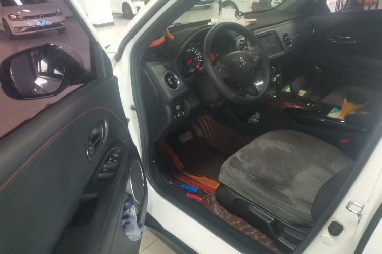 Used Honda XR-V 2017 1.8L VTi CVT Luxury Edition Driver Seat
