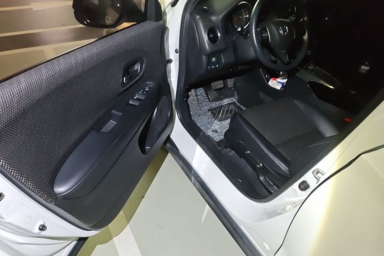 Used Honda XR-V 2017 1.5L LXi CVT Classic Edition Driver Seat