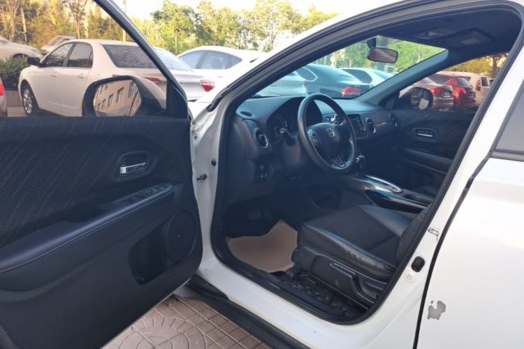 Used Honda XR-V 2017 1.5L LXi CVT Classic Edition Driver Seat