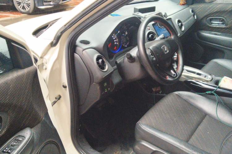 Used Honda XR-V 2017 1.5L LXi CVT Classic Edition Driver Seat