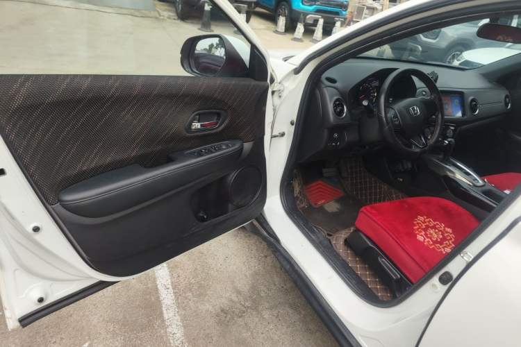 Used Honda XR-V 2017 1.5L LXi CVT Classic Edition Driver Seat