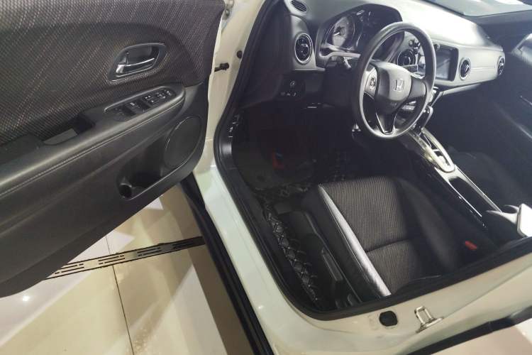 Used Honda XR-V 2017 1.8L EXi CVT Comfort Version Driver Seat