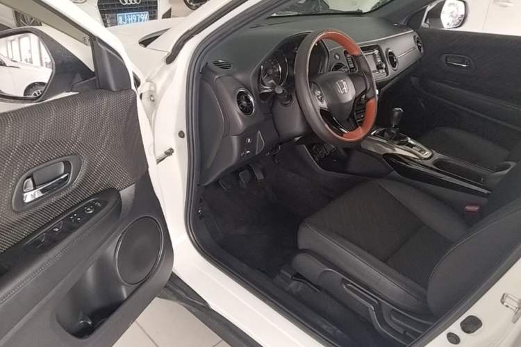 Used Honda XR-V 2017 1.8L EXi Manual Comfort Edition Driver Seat