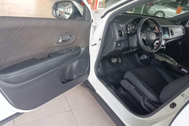 Used Honda XR-V 2017 1.5L LXi CVT Classic Edition Driver Seat