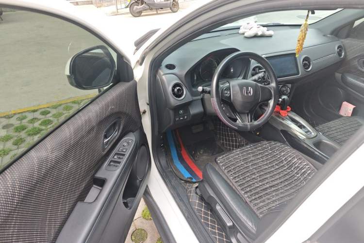Used Honda XR-V 2017 1.5L LXi CVT Classic Edition Driver Seat