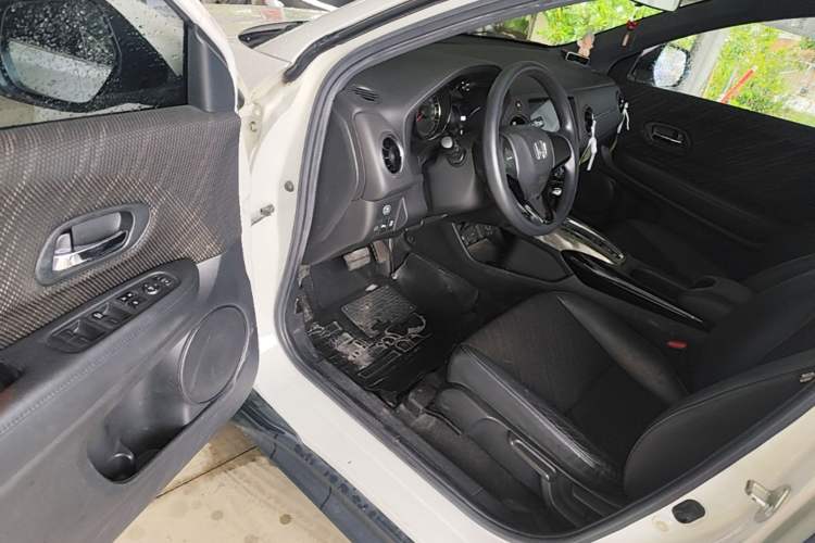 Used Honda XR-V 2017 1.5L LXi CVT Classic Edition Driver Seat