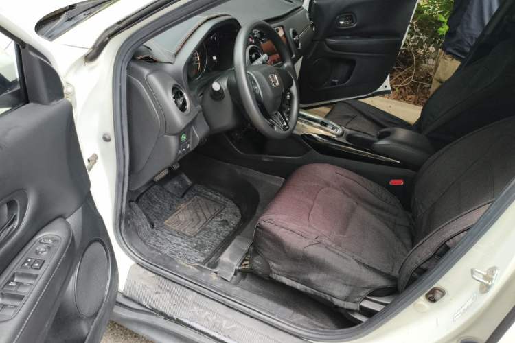 Used Honda XR-V 2017 1.5L LXi CVT Classic Edition Driver Seat