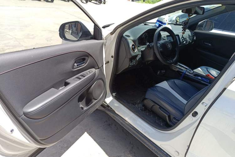 Used Honda XR-V 2017 1.8L EXi CVT Comfort Version Driver Seat