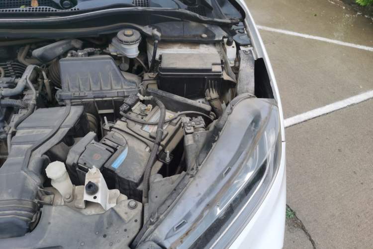 Used Honda XR-V 2017 1.8L VTi CVT Luxury Edition Engine Bay Left