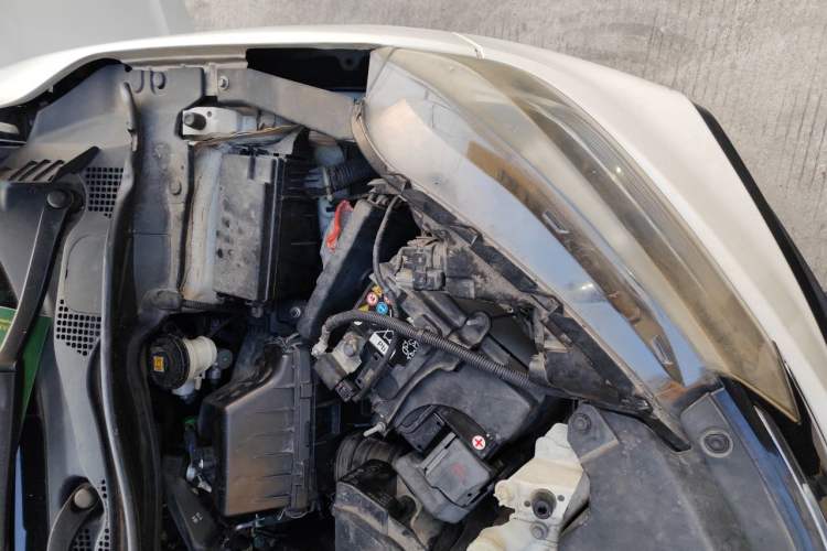 Used Honda XR-V 2017 1.8L EXi CVT Comfort Version Engine Bay Left