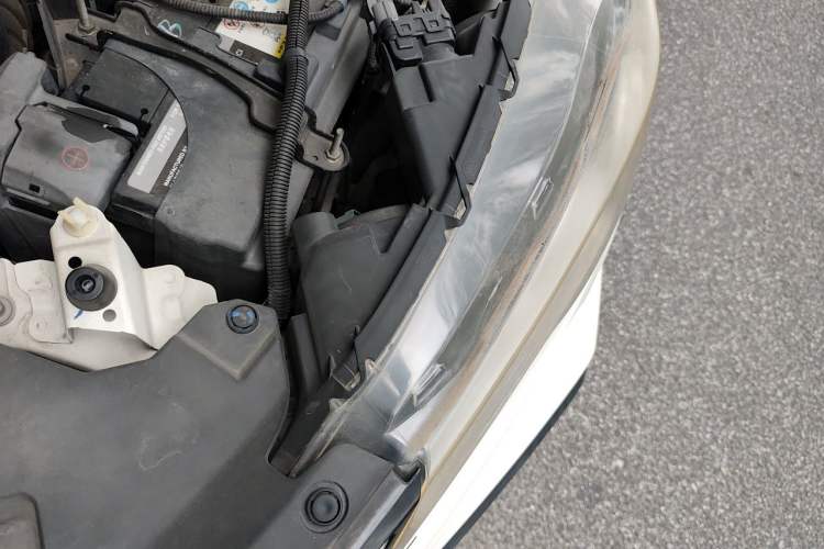 Used Honda XR-V 2017 1.8L VTi CVT Luxury Edition Engine Bay Left