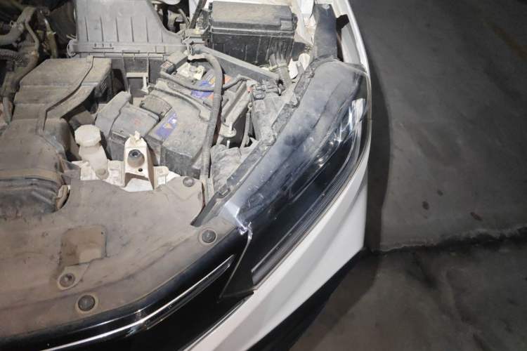 Used Honda XR-V 2017 1.8L EXi CVT Comfort Version Engine Bay Left