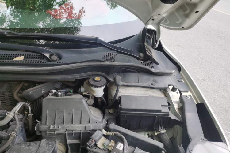 Used Honda XR-V 2017 1.8L EXi CVT Comfort Version Engine Bay Left
