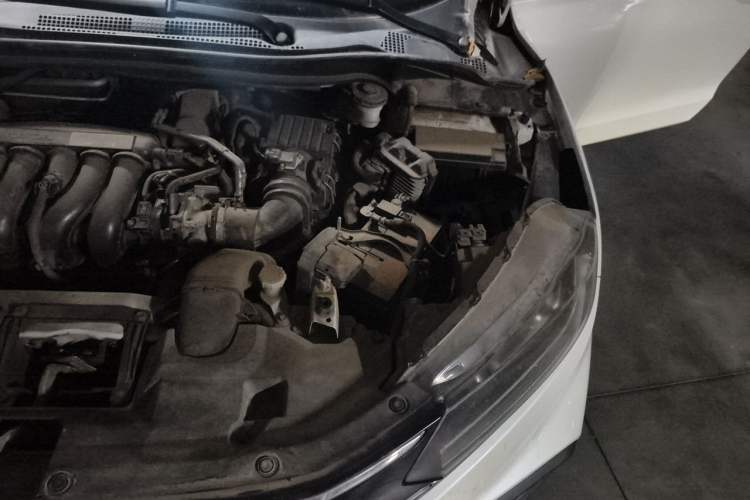 Used Honda XR-V 2017 1.5L LXi CVT Classic Edition Engine Bay Left