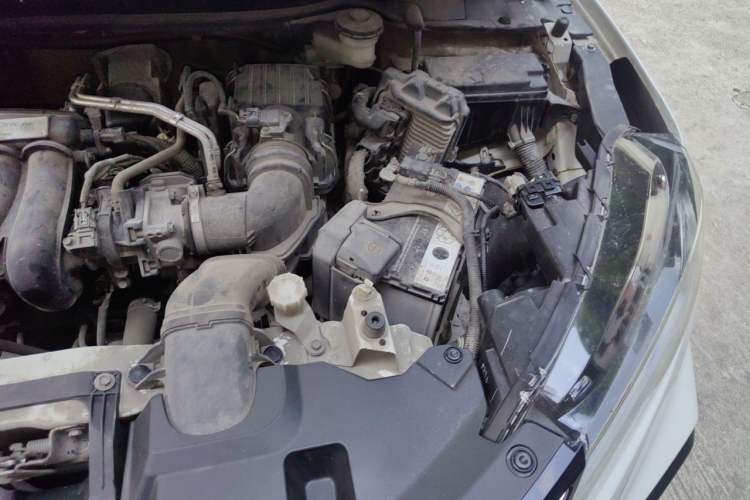 Used Honda XR-V 2017 1.5L LXi CVT Classic Edition Engine Bay Left