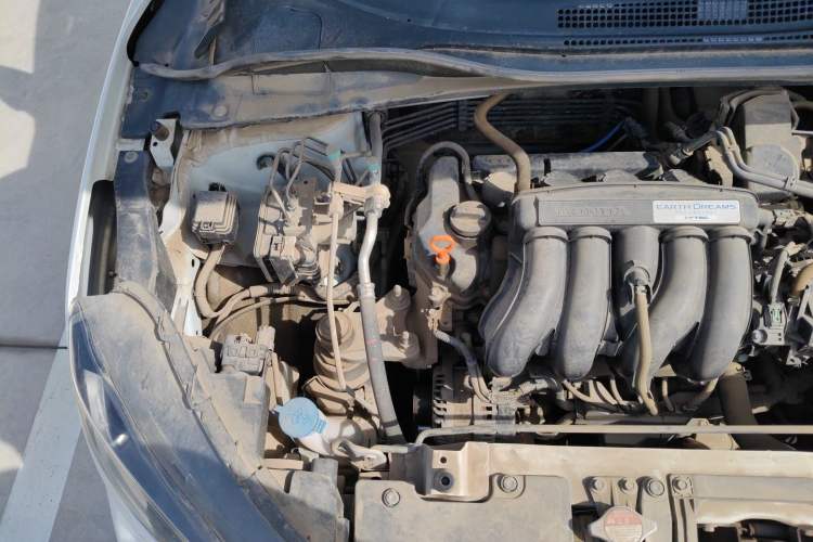 Used Honda XR-V 2017 1.5L LXi Manual Classic Edition Engine Bay Right