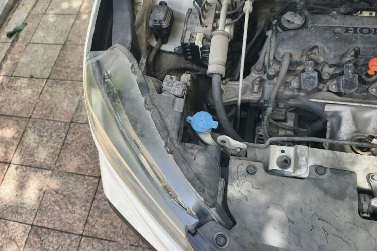 Used Honda XR-V 2017 1.8L EXi CVT Comfort Version Engine Bay Right