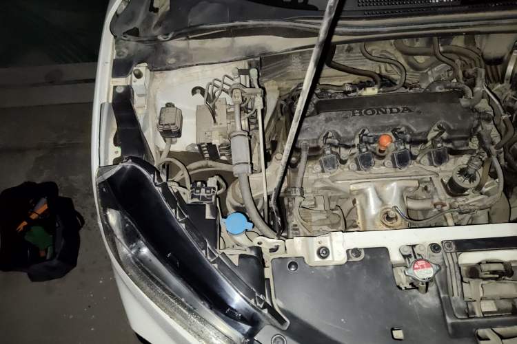 Used Honda XR-V 2017 1.8L EXi CVT Comfort Version Engine Bay Right