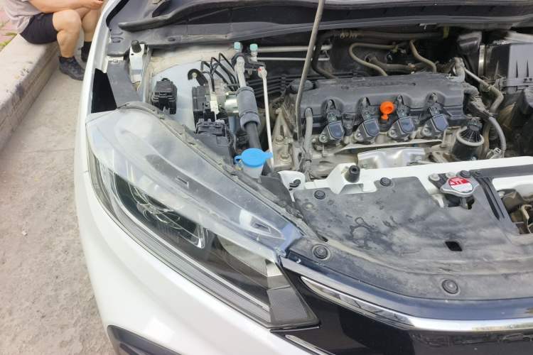 Used Honda XR-V 2017 1.8L EXi CVT Comfort Version Engine Bay Right