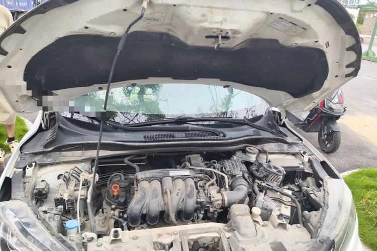 Used Honda XR-V 2017 1.5L LXi CVT Classic Edition Engine Bay
