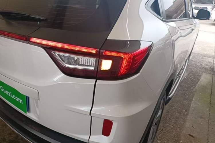 Used Honda XR-V 2017 1.5L LXi CVT Classic Edition Exterior 3
