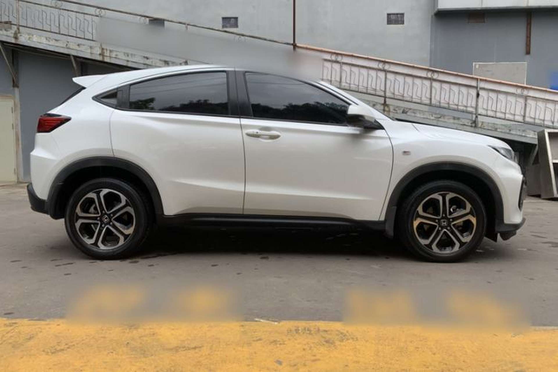Used Honda XR-V 2017 1.8L EXi CVT Comfort Version Exterior 5