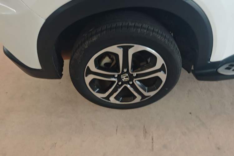 Used Honda XR-V 2017 1.8L EXi CVT Comfort Version Exterior 5