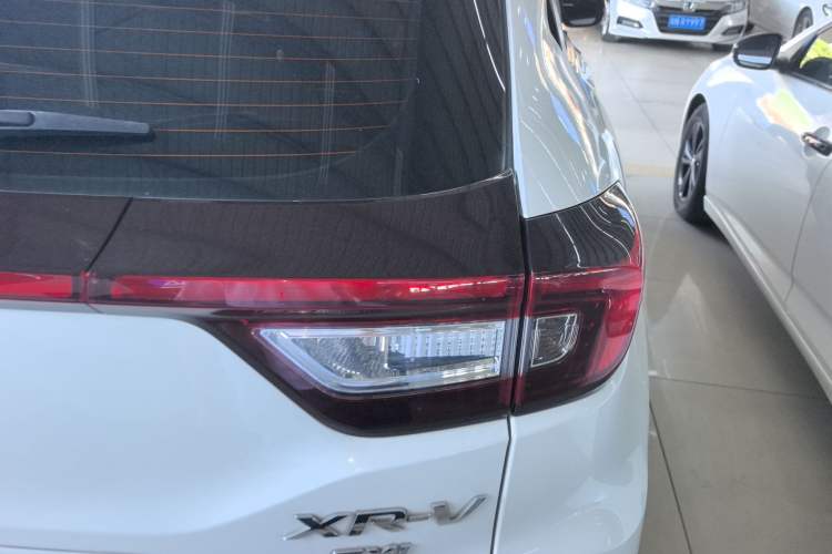 Used Honda XR-V 2017 1.8L EXi CVT Comfort Version Exterior 6