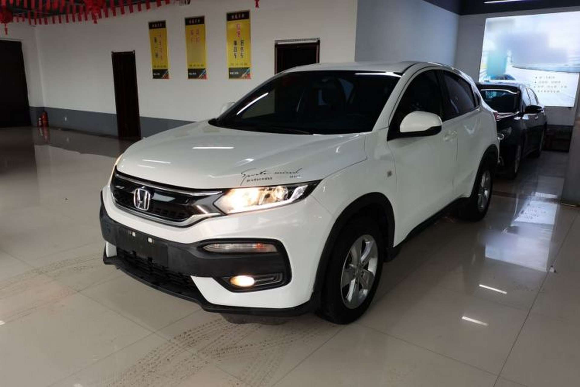 Used Honda XR-V 2017 1.5L LXi CVT Classic Edition Front Left 45 Deg