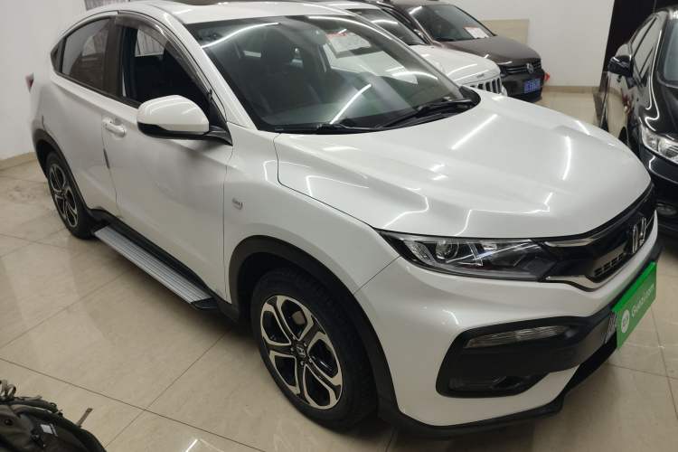 Used Honda XR-V 2017 1.8L EXi Manual Comfort Edition Front Right 45 Deg