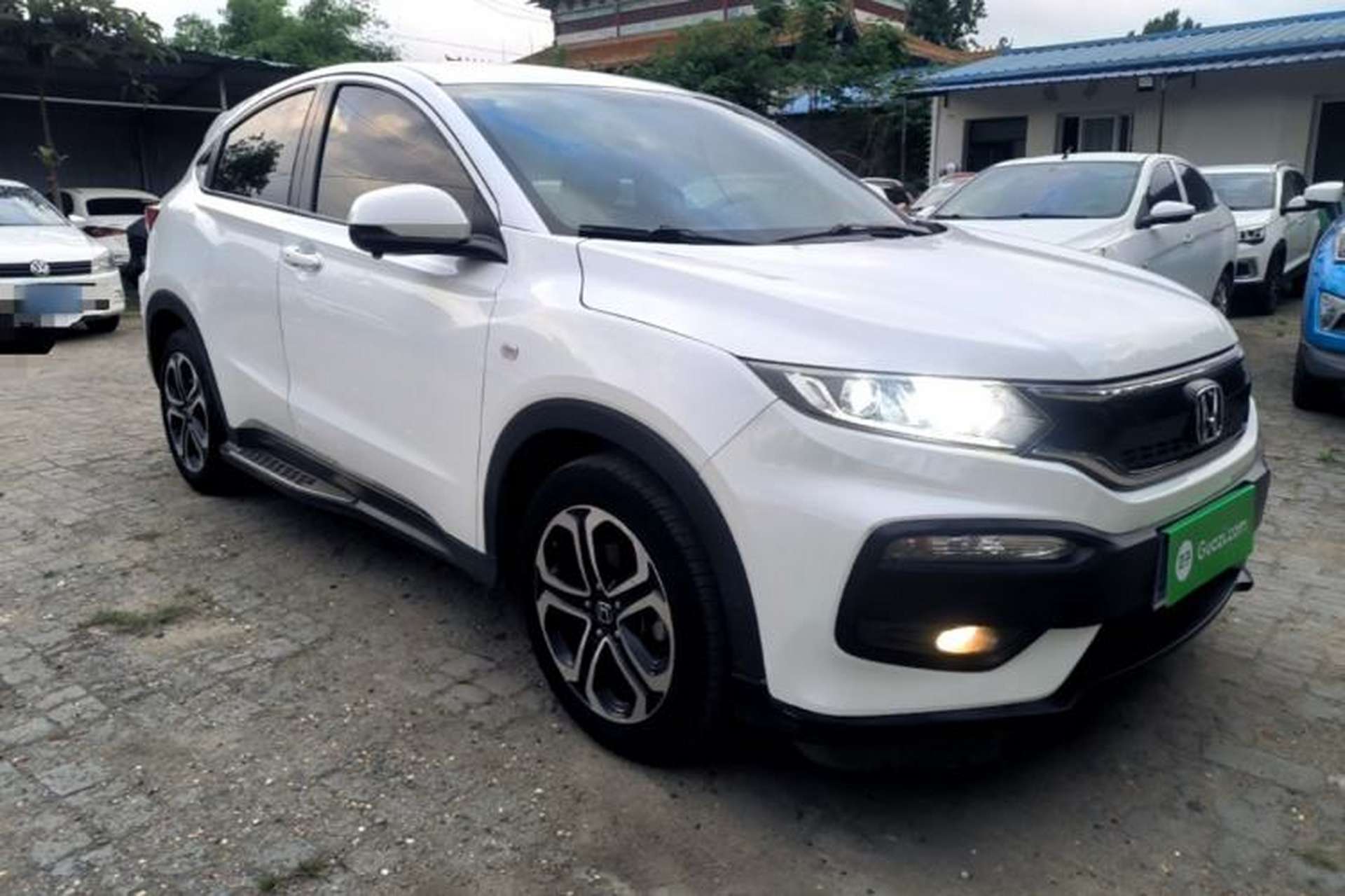 Used Honda XR-V 2017 1.8L EXi CVT Comfort Version Front Right 45 Deg