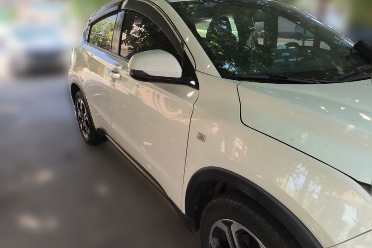 Used Honda XR-V 2017 1.8L EXi CVT Comfort Version Front Right 45 Deg