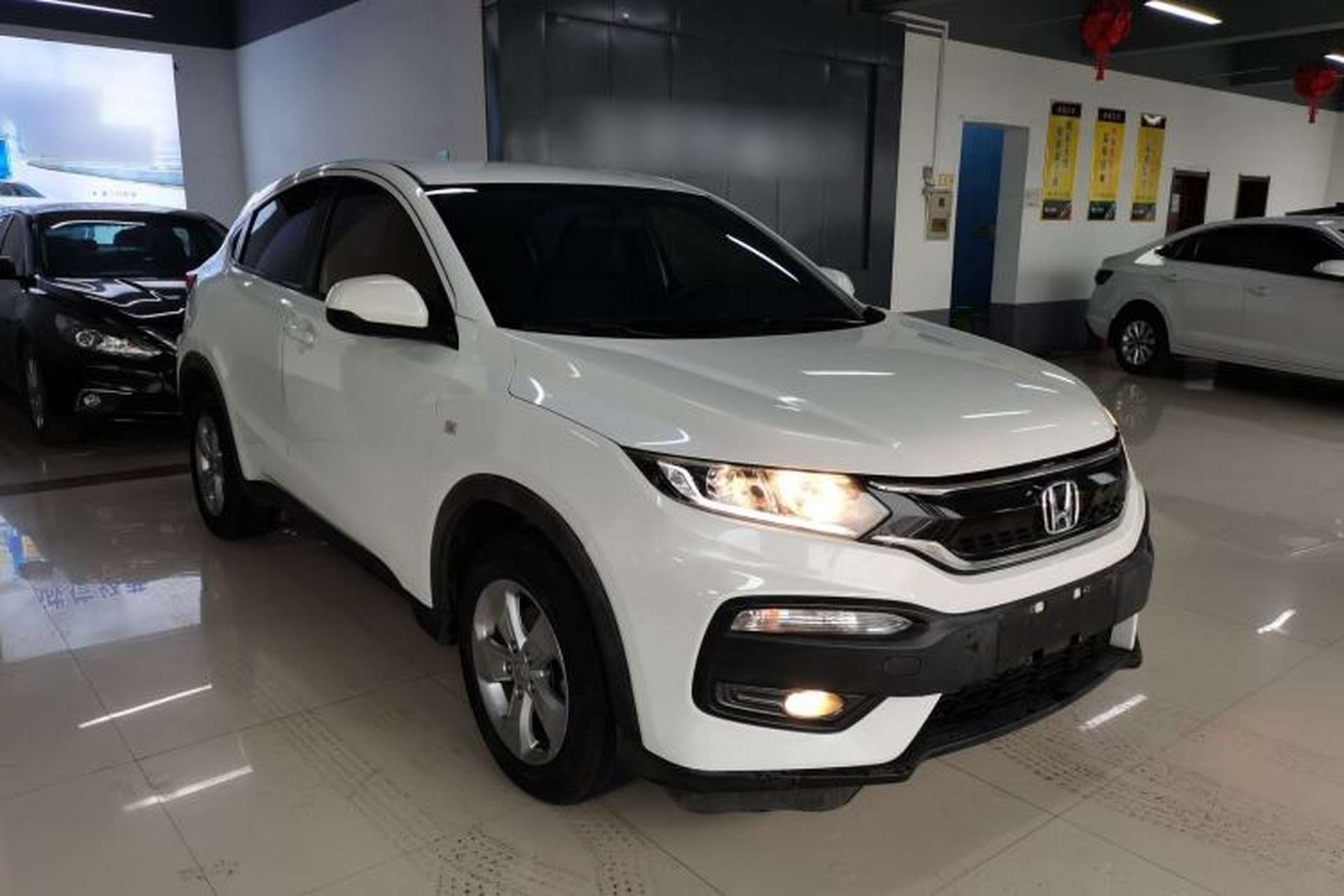 Used Honda XR-V 2017 1.5L LXi CVT Classic Edition Front Right 45 Deg