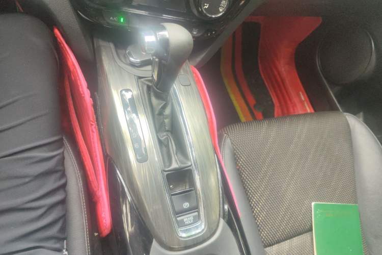 Used Honda XR-V 2017 1.8L EXi CVT Comfort Version Gear Lever