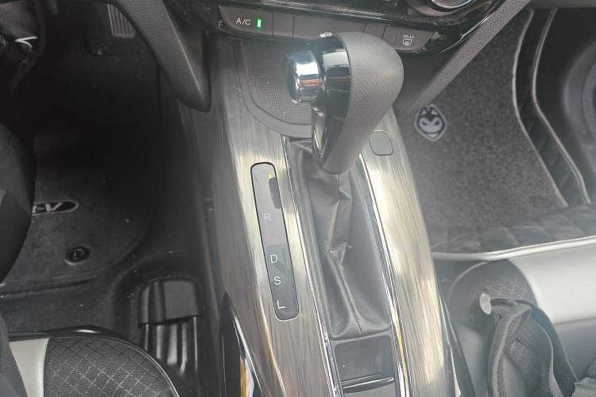 Used Honda XR-V 2017 1.5L LXi CVT Classic Edition Gear Lever