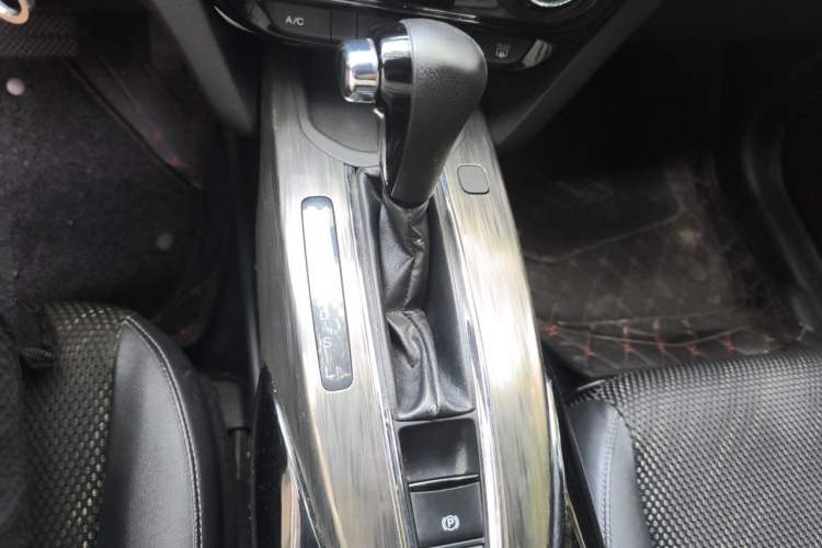 Used Honda XR-V 2017 1.5L LXi CVT Classic Edition Gear Lever