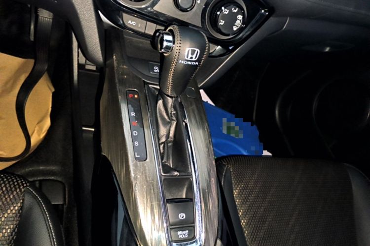 Used Honda XR-V 2017 1.8L EXi CVT Comfort Version Gear Lever
